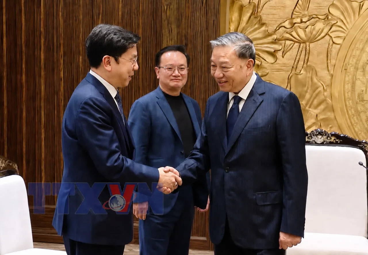 Vietnam General Secretary and President To Lam met with Dr. Kai-Fu Lee and the 01.AI delegation